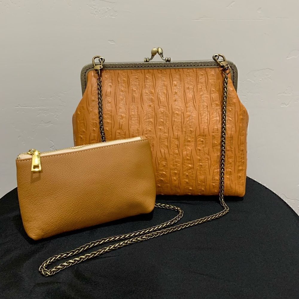 VintageâStyleâHandcraftedâGenuine EmbossedâLeatherâKisslockâHandbagâSet